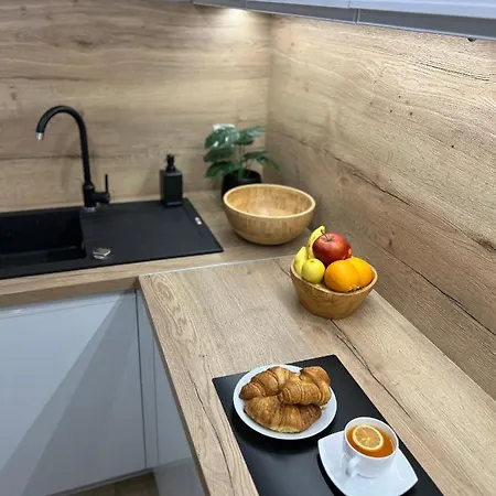 Przytulny Nieopodal Manufaktury شقة وودج