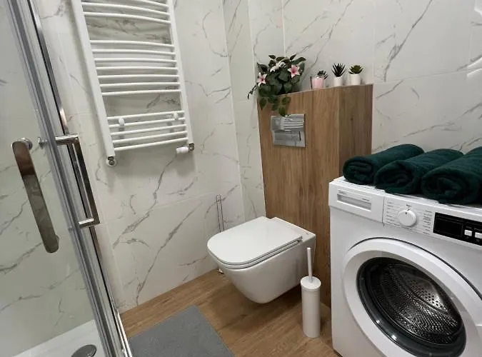 Przytulny Nieopodal Manufaktury شقة